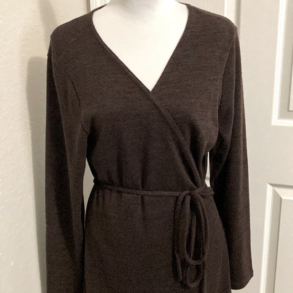 Ellen Parker Brown Sweater Wrap Dress Size L - Picture 2 of 5